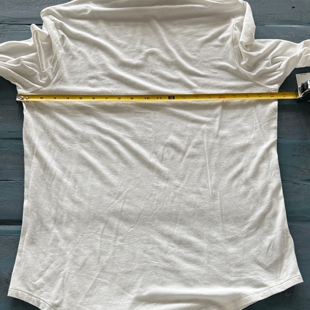GAP Classic White Long Sleeve Feather Turtleneck Women's Top, Size XL Tall - Picture 8 of 9